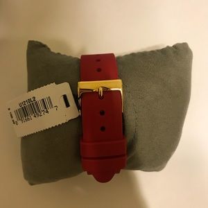 Guess Accessories - Red Guess Women’s Watch (BRAND NEW)! Guess Accessories - Red Guess Women’s Watch (BRAND NEW)!